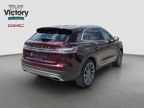 Used 2023 Lincoln Nautilus Reserve w/ Equipment Group 202A image 17