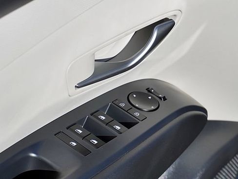 Certified 2026 Hyundai Tucson SEL FWD image 23