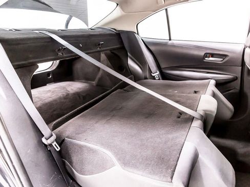 Used 2020 Toyota Corolla LE FWD image 37