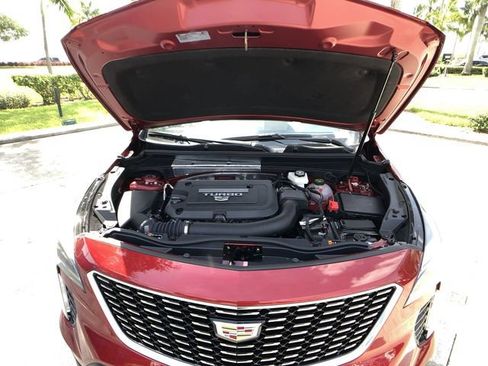 Certified 2023 Cadillac XT4 Premium Luxury FWD image 32