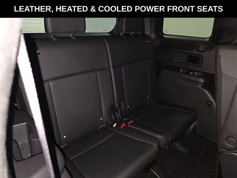 Used 2025 Hyundai Santa Fe Calligraphy image 10