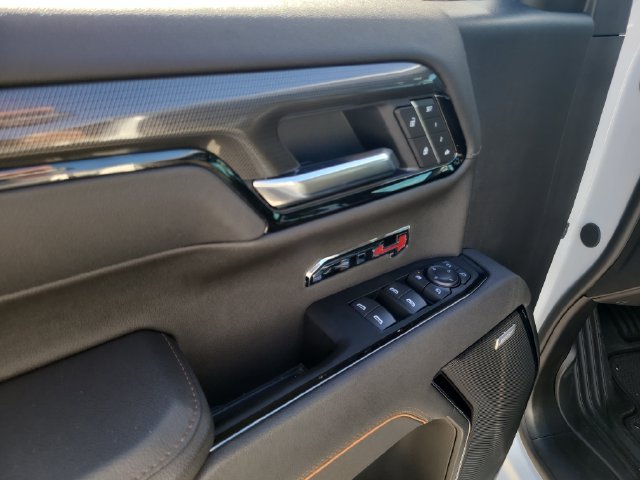 Used 2026 GMC Sierra 1500 AT4 w/ AT4 Premium Package AWD/4WD image 18