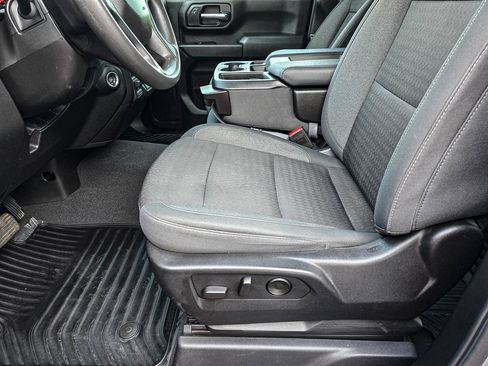 Used 2024 Chevrolet Silverado 2500 Custom w/ Custom Value Package AWD/4WD image 20