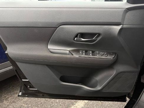 New 2026 Nissan Kicks S image 16