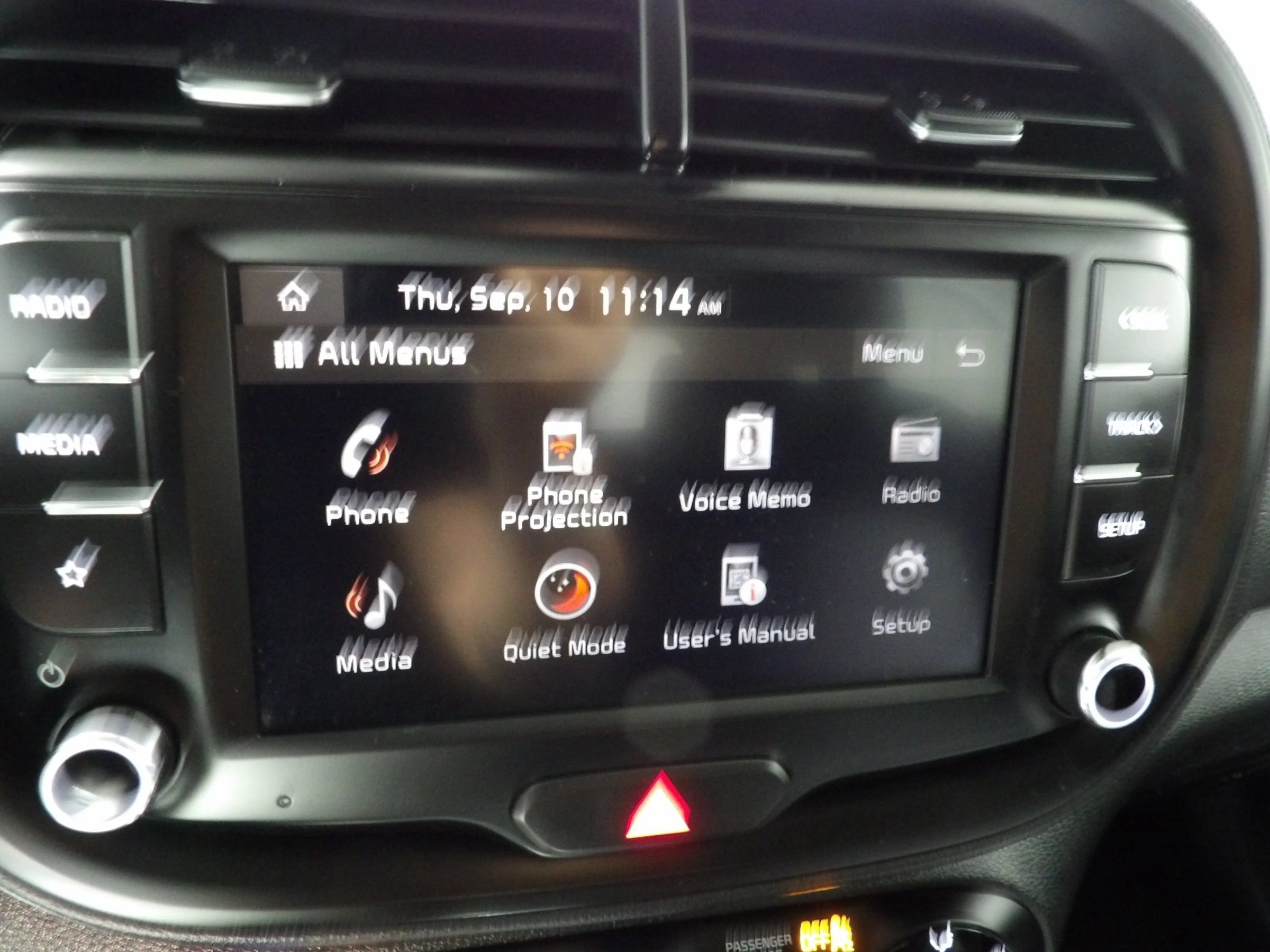 Used 2025 Kia Soul LX FWD image 14