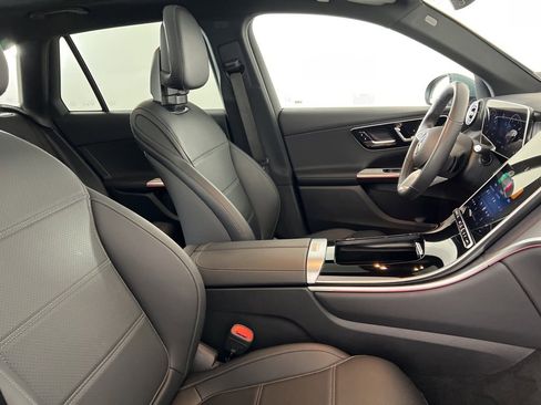 Certified 2025 Mercedes-Benz GLC 300 4MATIC image 14