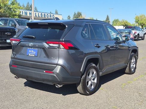 Used 2024 Toyota RAV4 XLE w/ Convenience Package AWD/4WD image 5