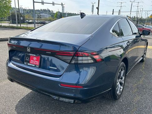 Used 2025 Honda Accord EX-L image 6
