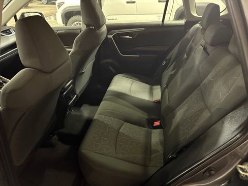 Certified 2022 Toyota RAV4 XLE image 22