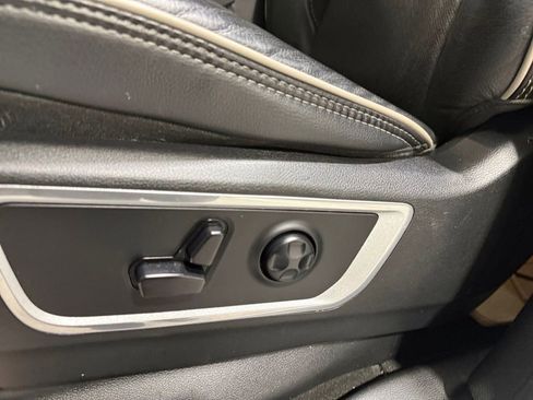 Used 2020 RAM 1500 Laramie image 23