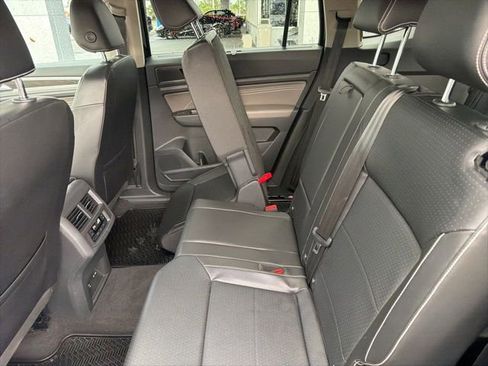 Used 2022 Volkswagen Atlas SE image 7