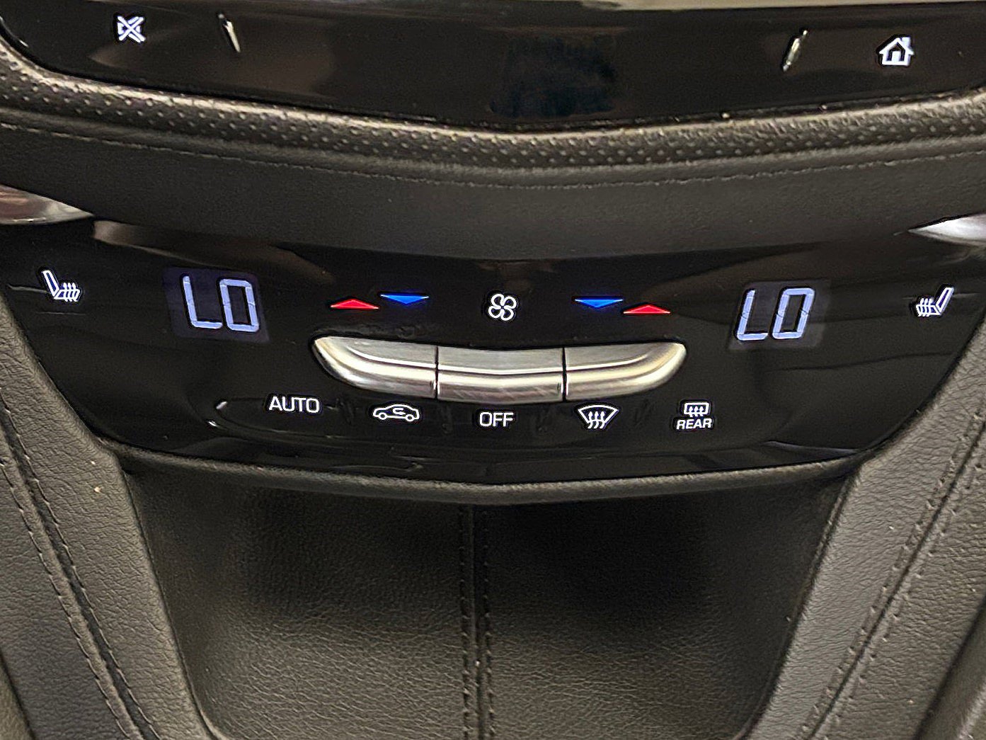 Used 2023 Cadillac XT5 Premium Luxury FWD image 25