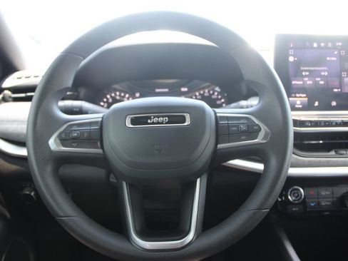Used 2024 Jeep Compass Sport AWD/4WD image 34