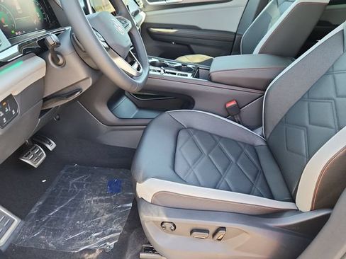 New 2026 Volkswagen Atlas Peak Edition AWD/4WD image 7