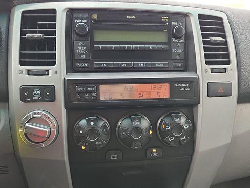 Used 2008 Toyota 4Runner SR5 image 18