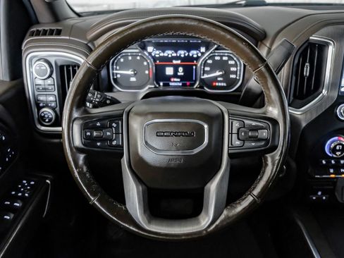 Used 2022 GMC Sierra 2500 Denali AWD/4WD image 16