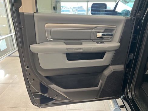 Used 2019 RAM 1500 Big Horn image 29