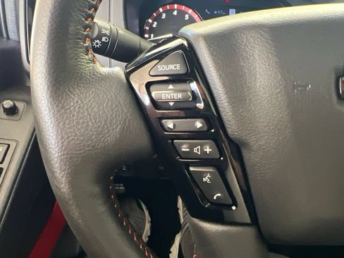 Used 2025 Nissan Frontier PRO-4X w/ Pro Premium Package AWD/4WD image 57