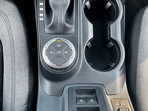 Used 2023 Ford Bronco 4-Door image 24