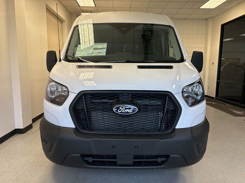 New 2026 Ford Transit 250 148 Medium Roof Extended AWD image 10