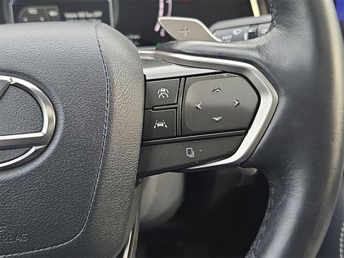 Used 2025 Lexus NX 350h AWD w/ Premium Package image 18