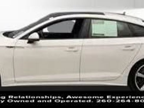 Used 2025 Audi A5 2.0T Premium Plus AWD/4WD image 4