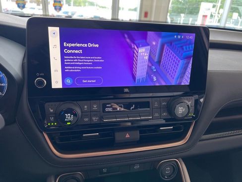 Certified 2024 Toyota Grand Highlander AWD Hybrid image 21