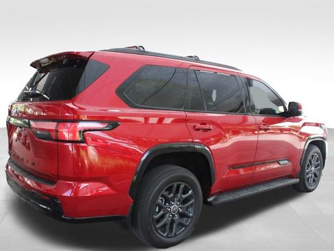 Certified 2023 Toyota Sequoia Platinum AWD/4WD image 17
