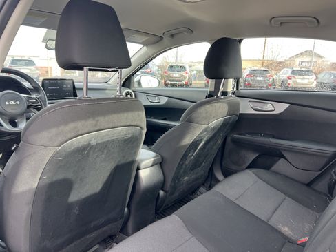 Used 2023 Kia Forte LXS w/ LXS Technology Package image 22