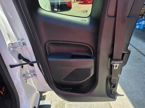 Used 2015 Chevrolet Colorado W/T w/ WT Convenience Package RWD image 18
