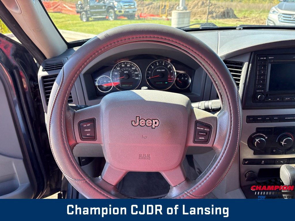 Used 2007 Jeep Grand Cherokee Laredo AWD/4WD image 17