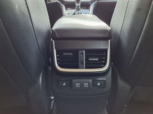 Used 2020 Subaru Outback Limited w/ Popular Package #2 image 28