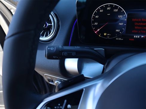 New 2026 Mercedes-Benz GLB 250 4MATIC image 43