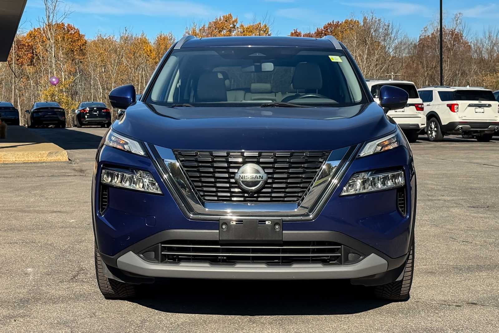 Certified 2021 Nissan Rogue SV w/ Premium Package AWD/4WD image 8