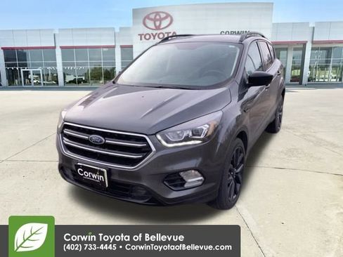 Used 2019 Ford Escape SE image 35
