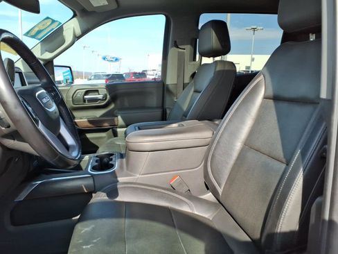 Used 2019 GMC Sierra 1500 SLT w/ SLT Premium Plus Package AWD/4WD image 4