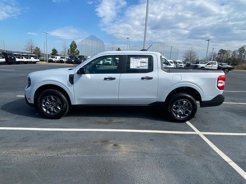 New 2026 Ford Maverick XLT FWD image 4