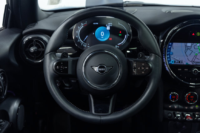 Used 2024 MINI Cooper S FWD image 13