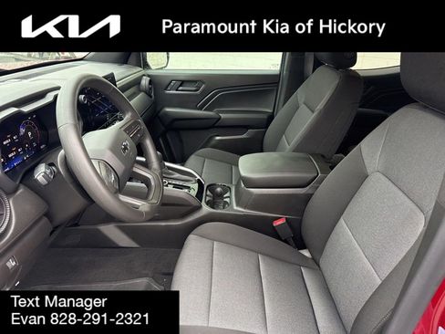 Used 2026 Chevrolet Colorado Trail Boss AWD/4WD image 20