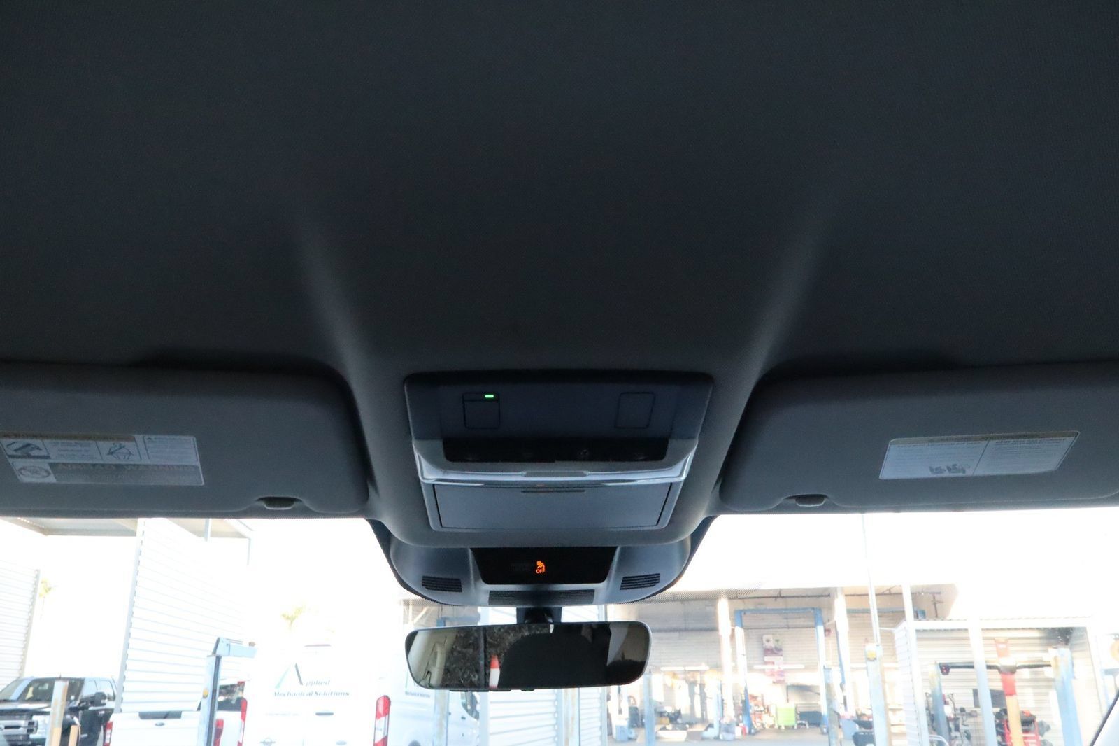 Used 2024 Nissan Rogue SV FWD image 33
