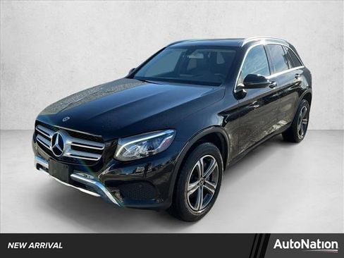 Certified 2019 Mercedes-Benz GLC 300 4MATIC image 1