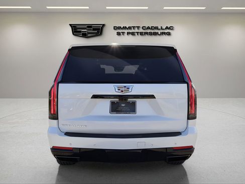 Certified 2025 Cadillac Escalade Sport Platinum image 4