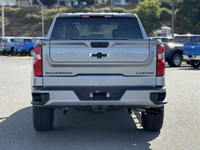 New 2025 Chevrolet Silverado 1500 Custom w/ Turbomax Blackout Package