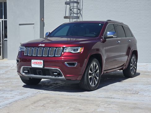 Used 2018 Jeep Grand Cherokee Overland image 3