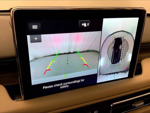 Used 2023 Lincoln Aviator Reserve w/ Equipment Group 201A image 16