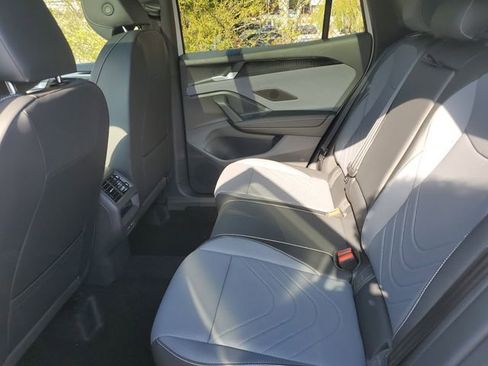 New 2026 Volkswagen Tiguan SE R-Line image 11