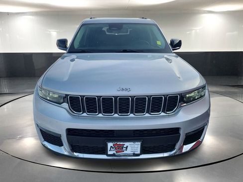 Used 2021 Jeep Grand Cherokee L Limited image 11