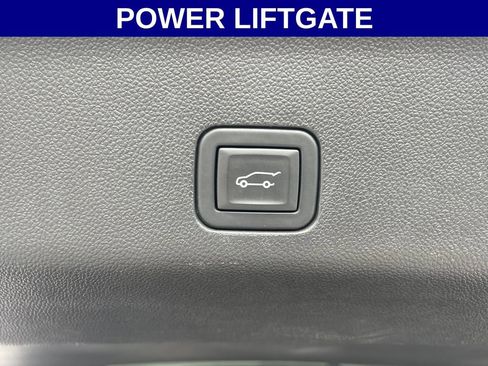 Used 2023 Cadillac Escalade Sport AWD/4WD image 18