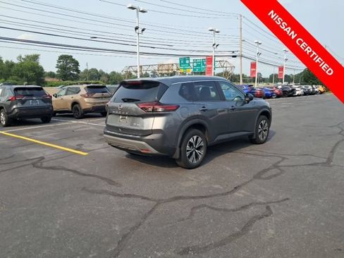 Used 2023 Nissan Rogue SV w/ SV Premium B Package AWD/4WD image 14