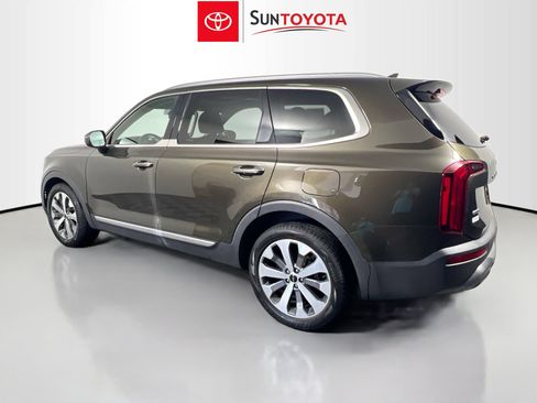 Used 2022 Kia Telluride S image 6
